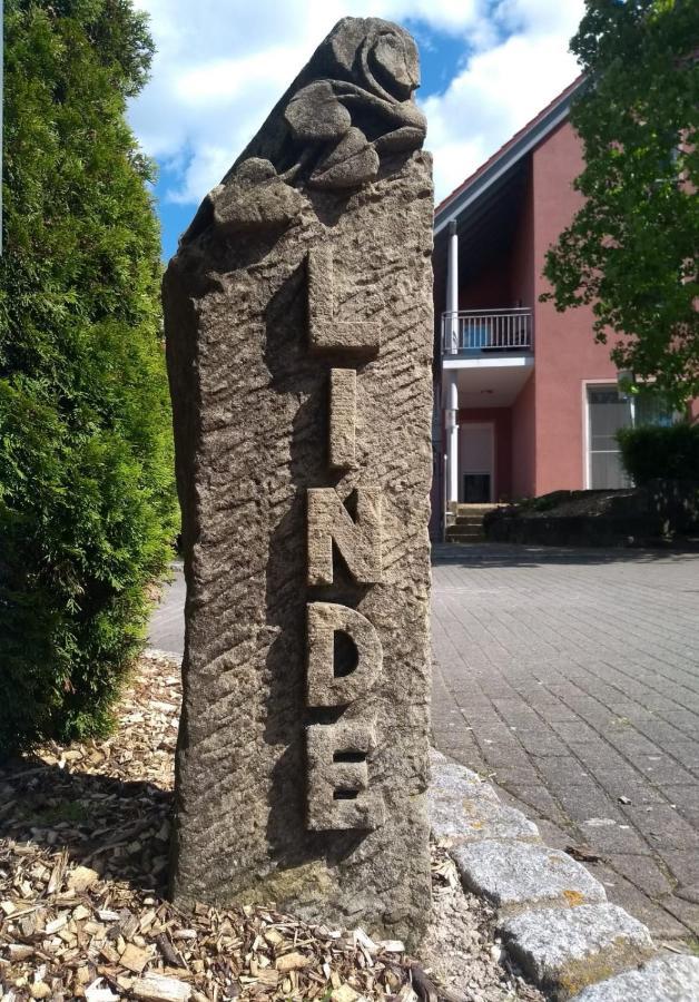Gasthaus Linde Ingelfingen Exteriör bild